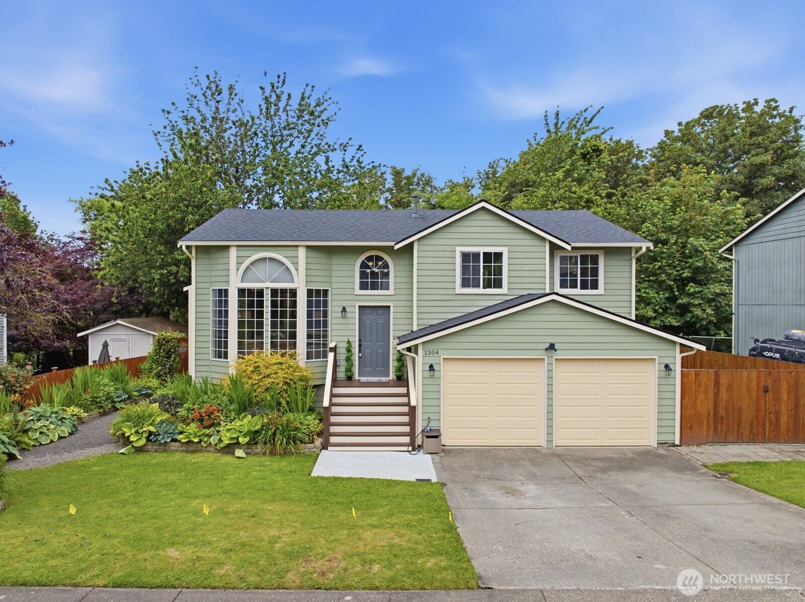 Property Photo:  1304  85th Drive NE  WA 98258 