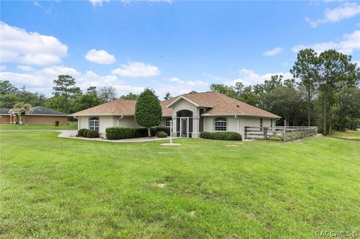 Property Photo: 1003 N Brookhaven Terrace FL 34453