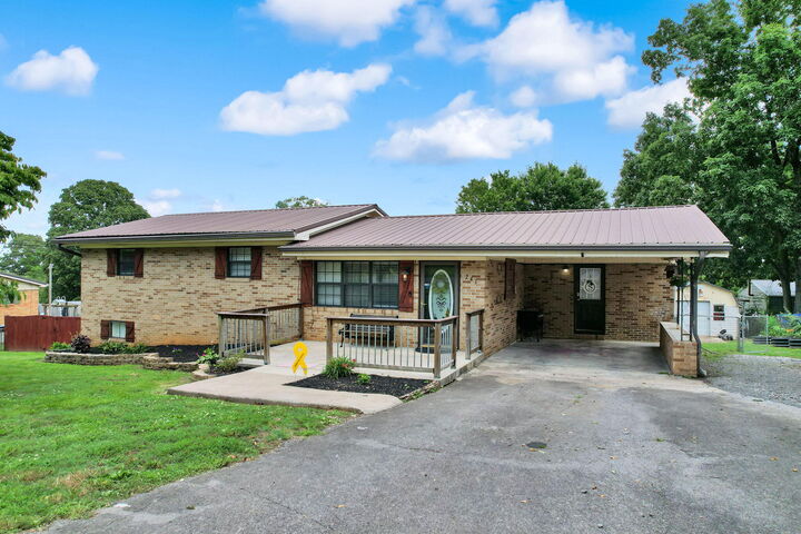 Property Photo: 241 Belleview Drive SE TN 37323