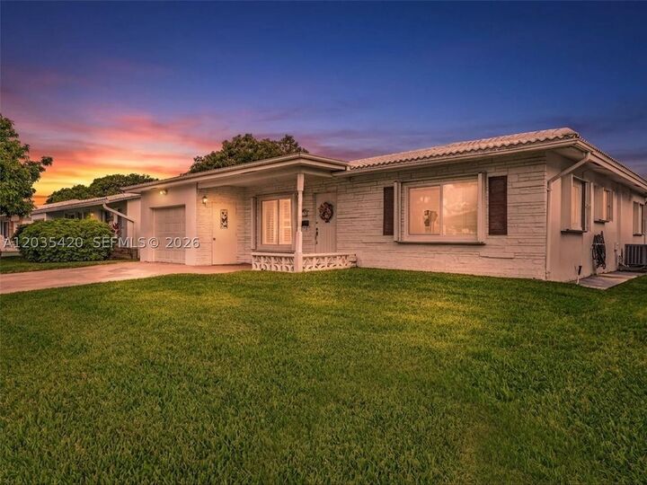 Property Photo: 8511 NW 59th Ct FL 33321