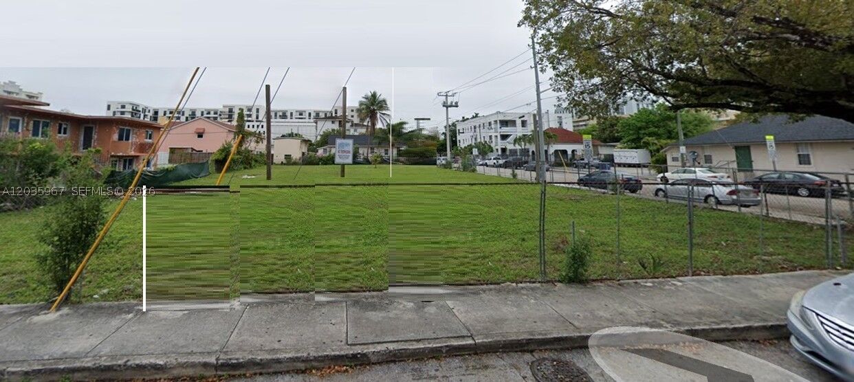 Property Photo:  240 SW 7th Ave  FL 33130 