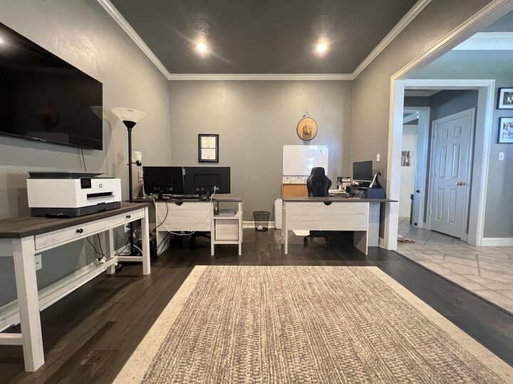 Property Photo: 6035 Barrington Ave TX 77706