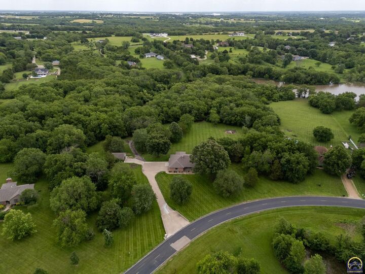 Property Photo: 6412 SW Vorse Rd KS 66402