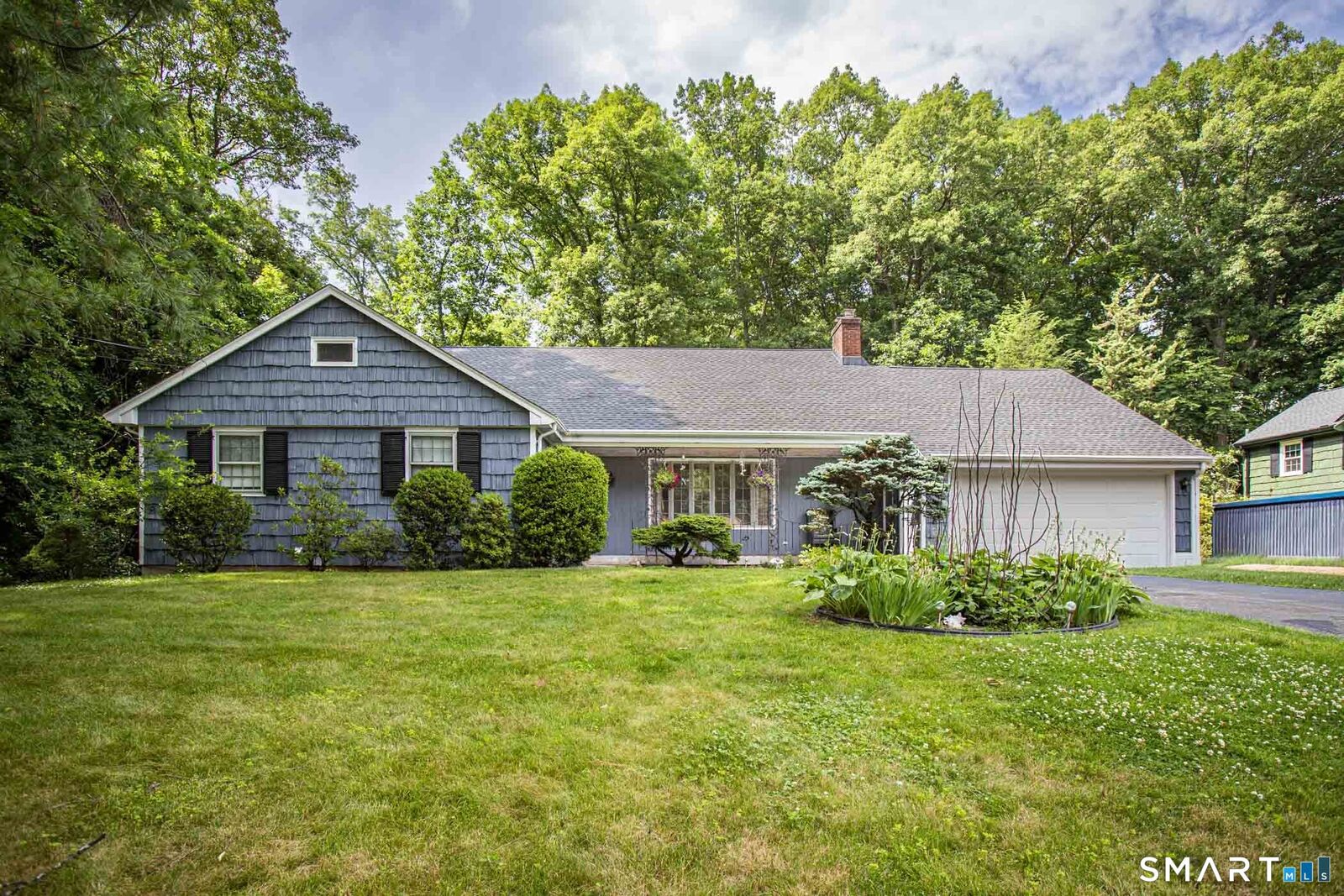 Property Photo: 66 Cliffmore Road CT 06107