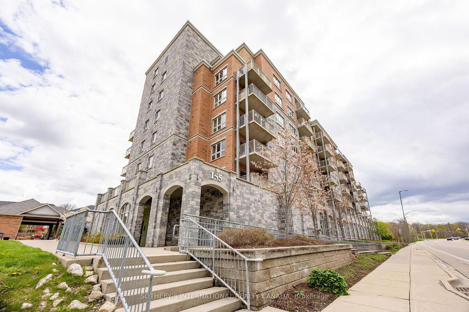 Property Photo: 155 Water Street S 502 ON N1R 3E3