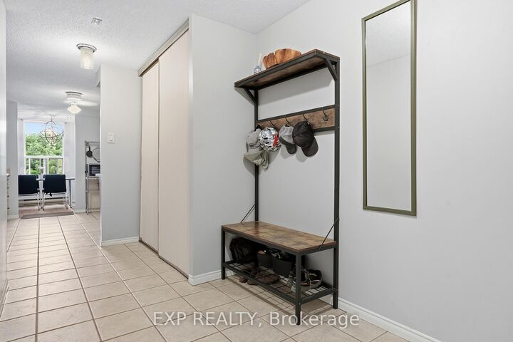 Property Photo: 55 Green Valley Drive 1012 ON N2P 1Z6