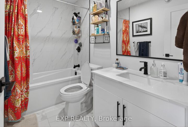 Property Photo: 271 Duncairn Avenue ON K1Z 7H1