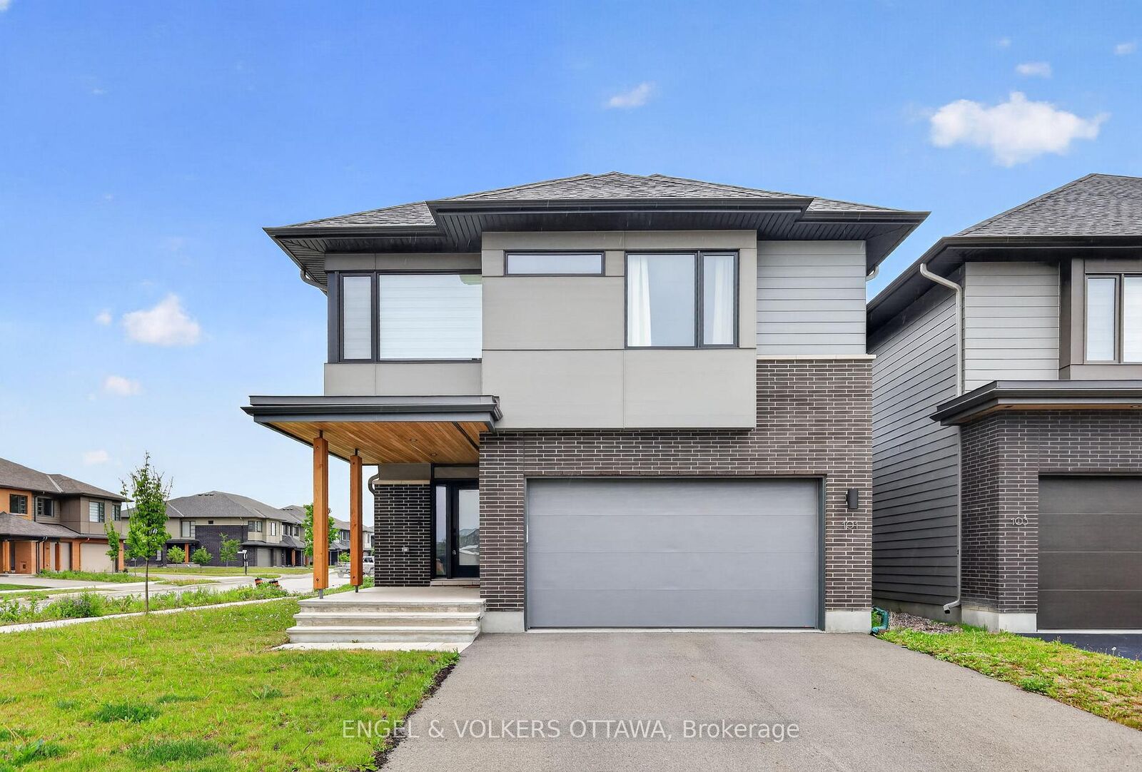 Property Photo:  101 Orchestra Way  ON K4M 0R6 