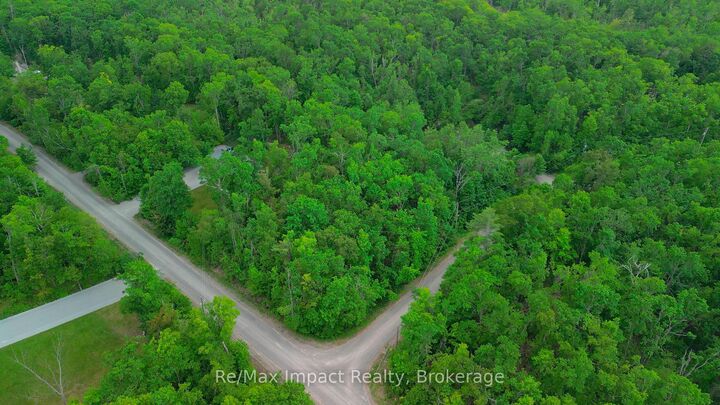 Property Photo: 0 Lakeland Avenue SW ON K0L 1J0