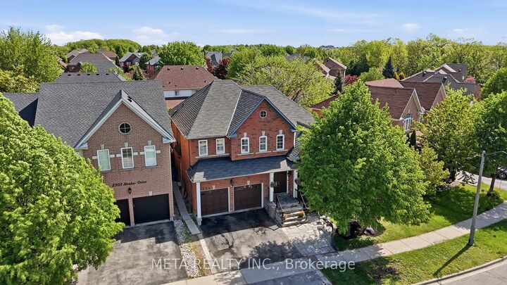 Property Photo: 2299 Stratus Drive ON L6M 4Z9
