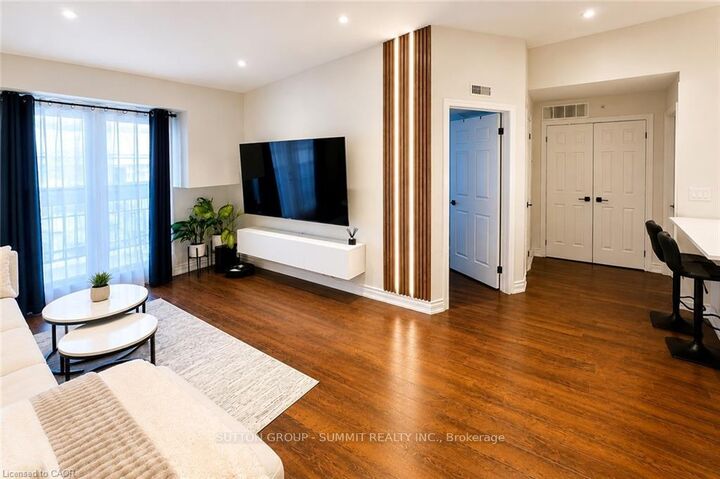 Property Photo: 4015 Kilmer Drive 406 ON L7M 4M4