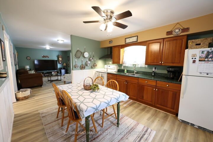 Property Photo: 14 Alfred Street W ON K0L 1Z0