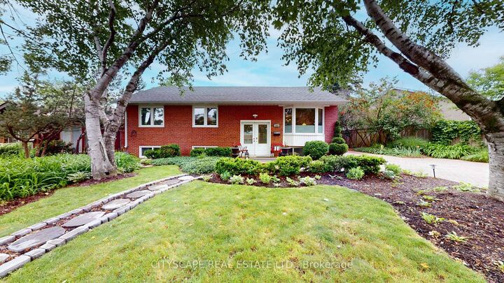 79 Paperbirch Drive — photo 1