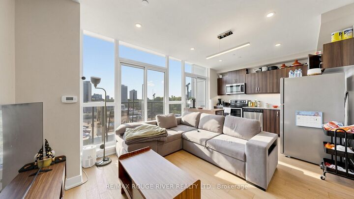 Property Photo: 1486 Bathurst Street 503 ON M5P 0A5