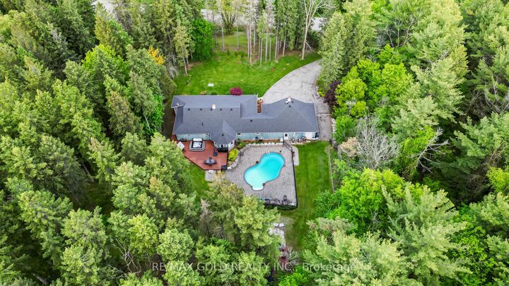 Property Photo: 15252 Chinguacousy Road ON L7C 1Z7
