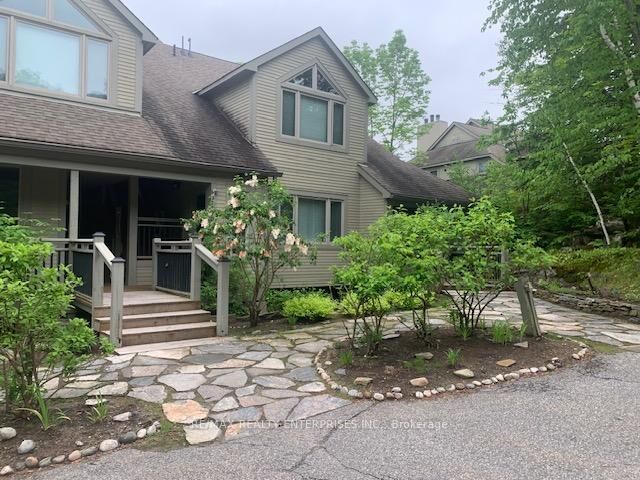 Property Photo: 3421 Grandview Forest Hill Drive 5 ON P1H 2J5