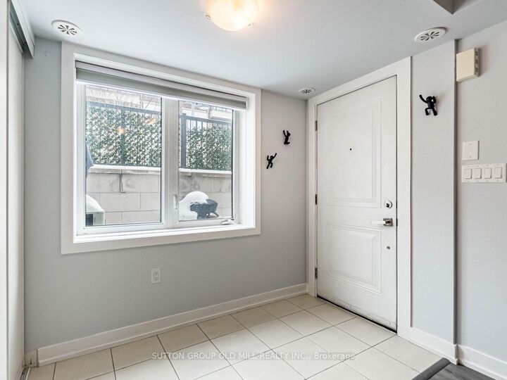 Property Photo: 6 Drummond Street 301 ON M8V 1Y8