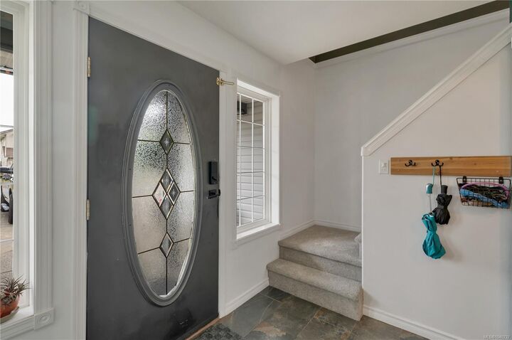 Property Photo: 2094 Albea Rd BC V9W 6T4