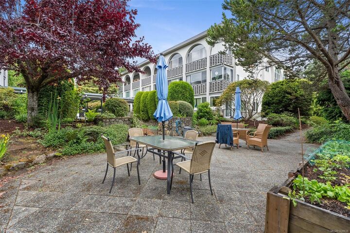 2040 White Birch Rd #205 — photo 1