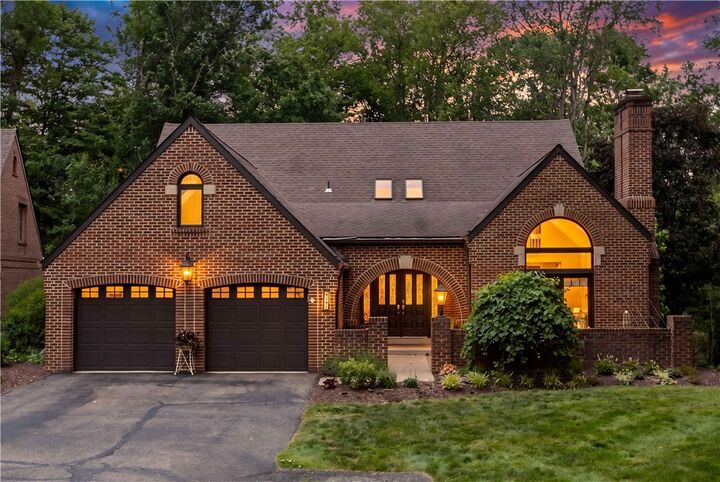 Property Photo: 4191 Rothschild Ct PA 15101