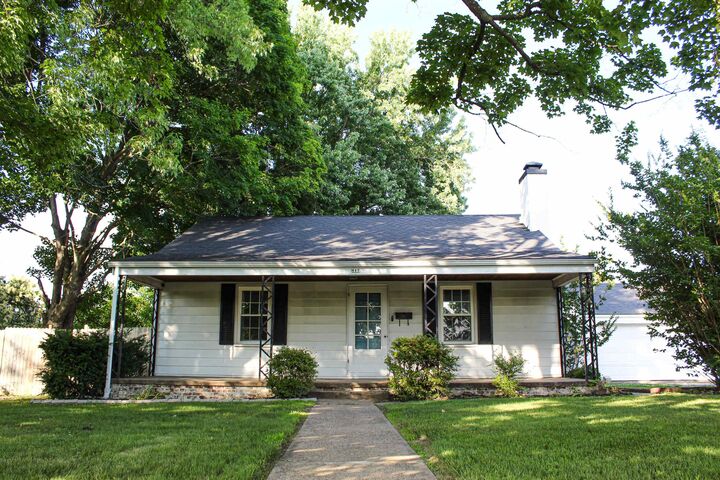 Property Photo:  617 Blackburn Avenue  KY 41101 