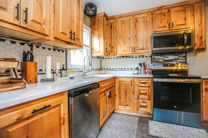 Property Photo:  1724 S 1st Street  SD 57401 