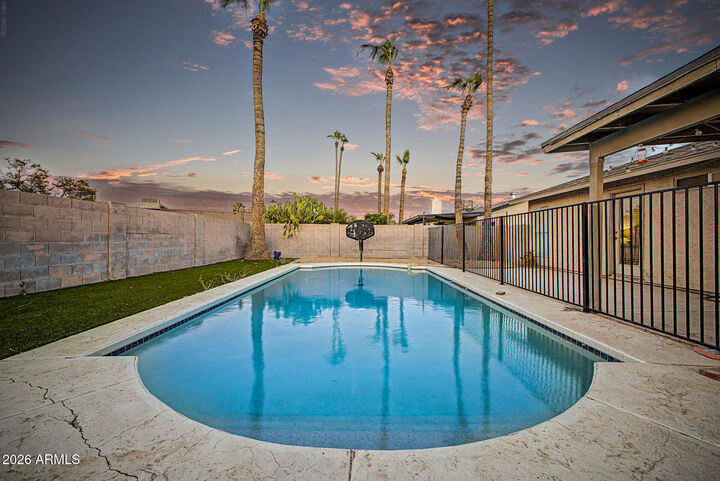 Property Photo: 4860 E Capistrano Avenue AZ 85044
