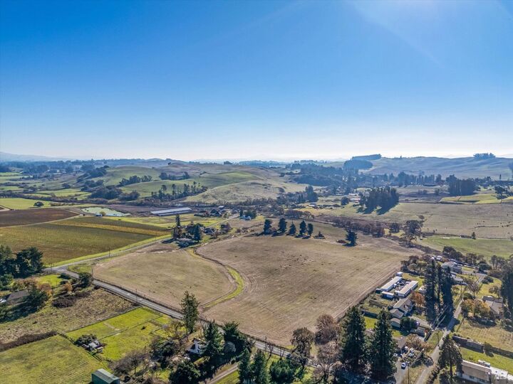 Property Photo:  6000 Petersen Road  CA 95472 