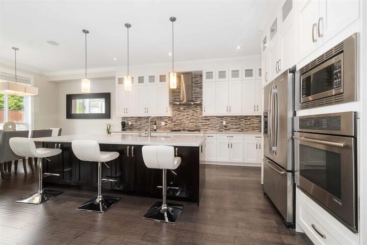 Property Photo: 3459 Darwin Avenue BC V3B 3H6