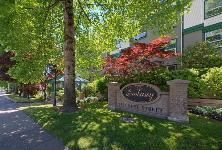 Property Photo: 1575 Best Street 104 BC V4B 5K1