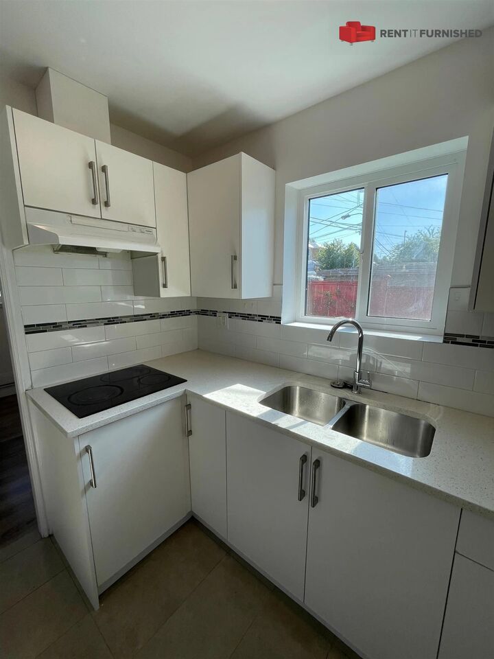 Property Photo:  617 E 65th Avenue  BC V5X 2P7 