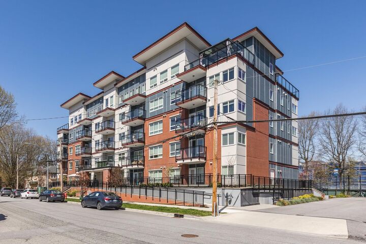 Property Photo: 2229 Atkins Avenue 402 BC V3C 1Y5