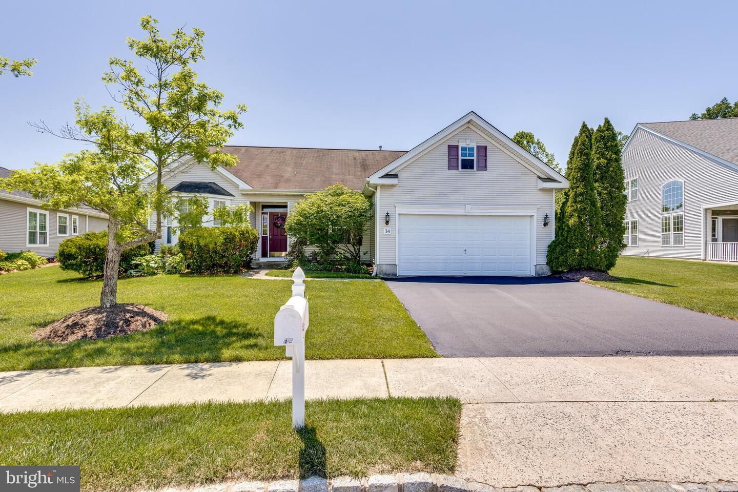 Property Photo:  14 Fitzgerald Lane  NJ 08022 