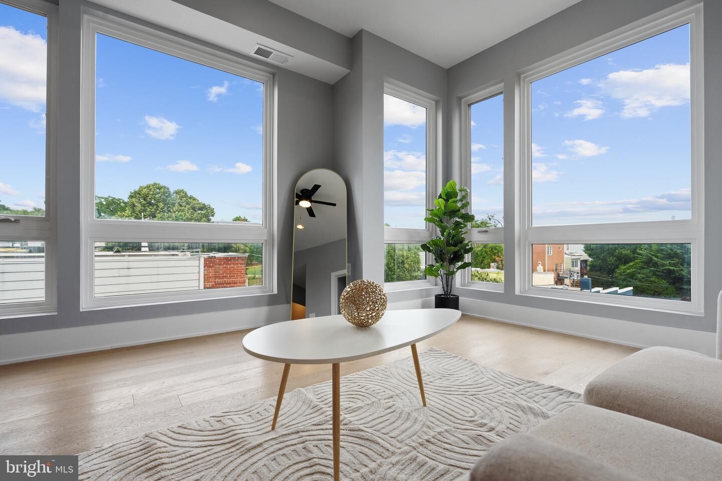 Property Photo:  1112 Montello Avenue NE 401  DC 20002 