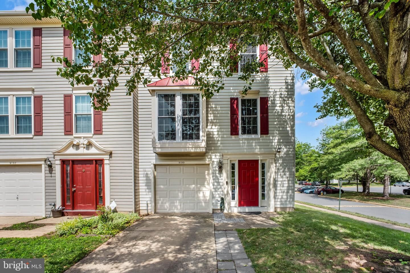 Property Photo: 9199 Yarrow Lane VA 20110