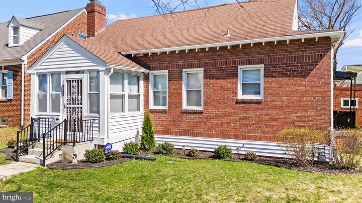 Property Photo: 2108 31st Place SE DC 20020