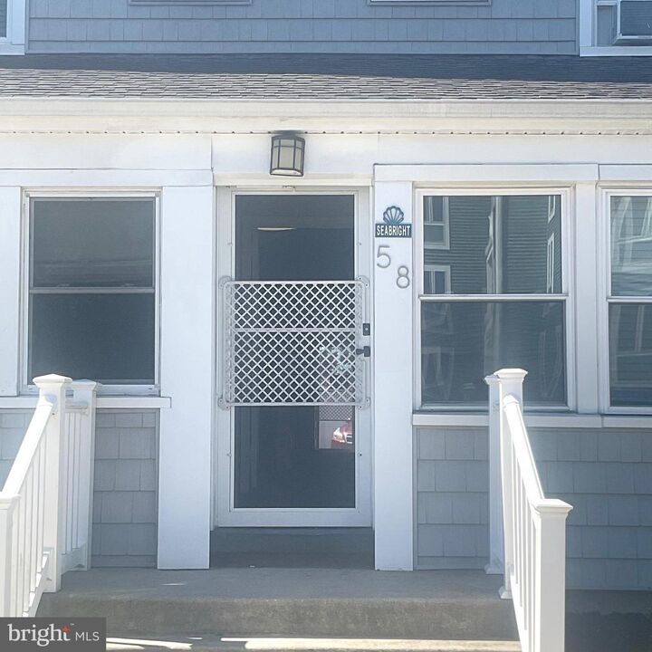 Property Photo:  58 Maryland Avenue 6  DE 19971 