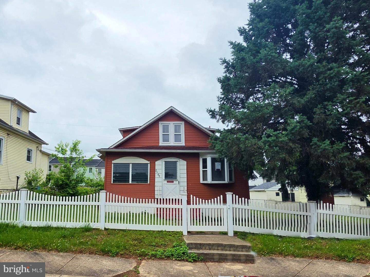 Property Photo:  2640 Ridgely Street  MD 21230 