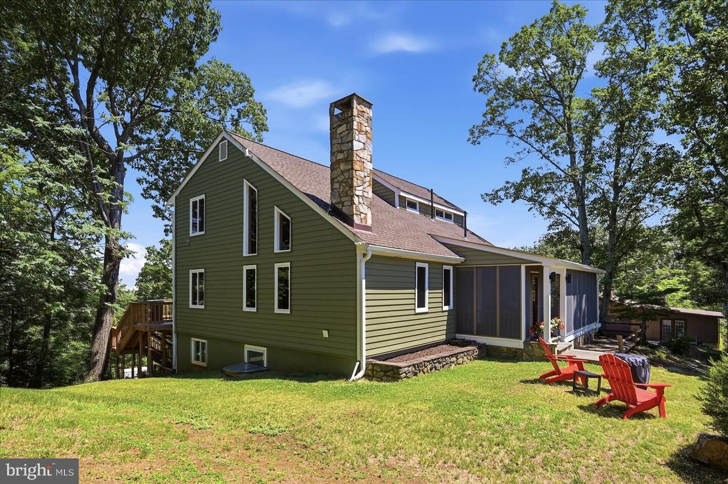 Property Photo: 5221 Mountain View Drive VA 20137