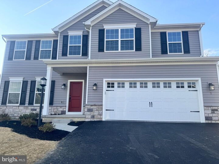 Property Photo:  7 Long Bend Drive  PA 17015 