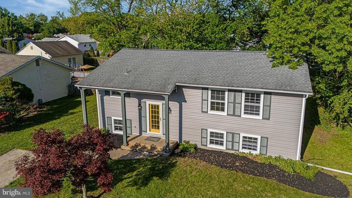 Property Photo: 1021 Richfield Road DE 19713