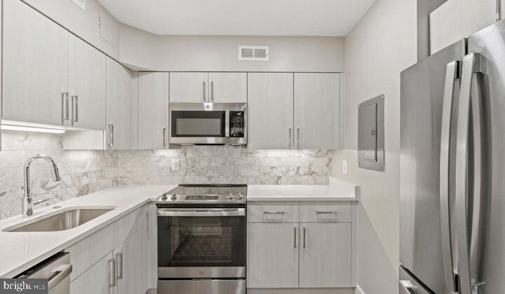 Property Photo: 3401 38th Street NW Twr-710 DC 20016