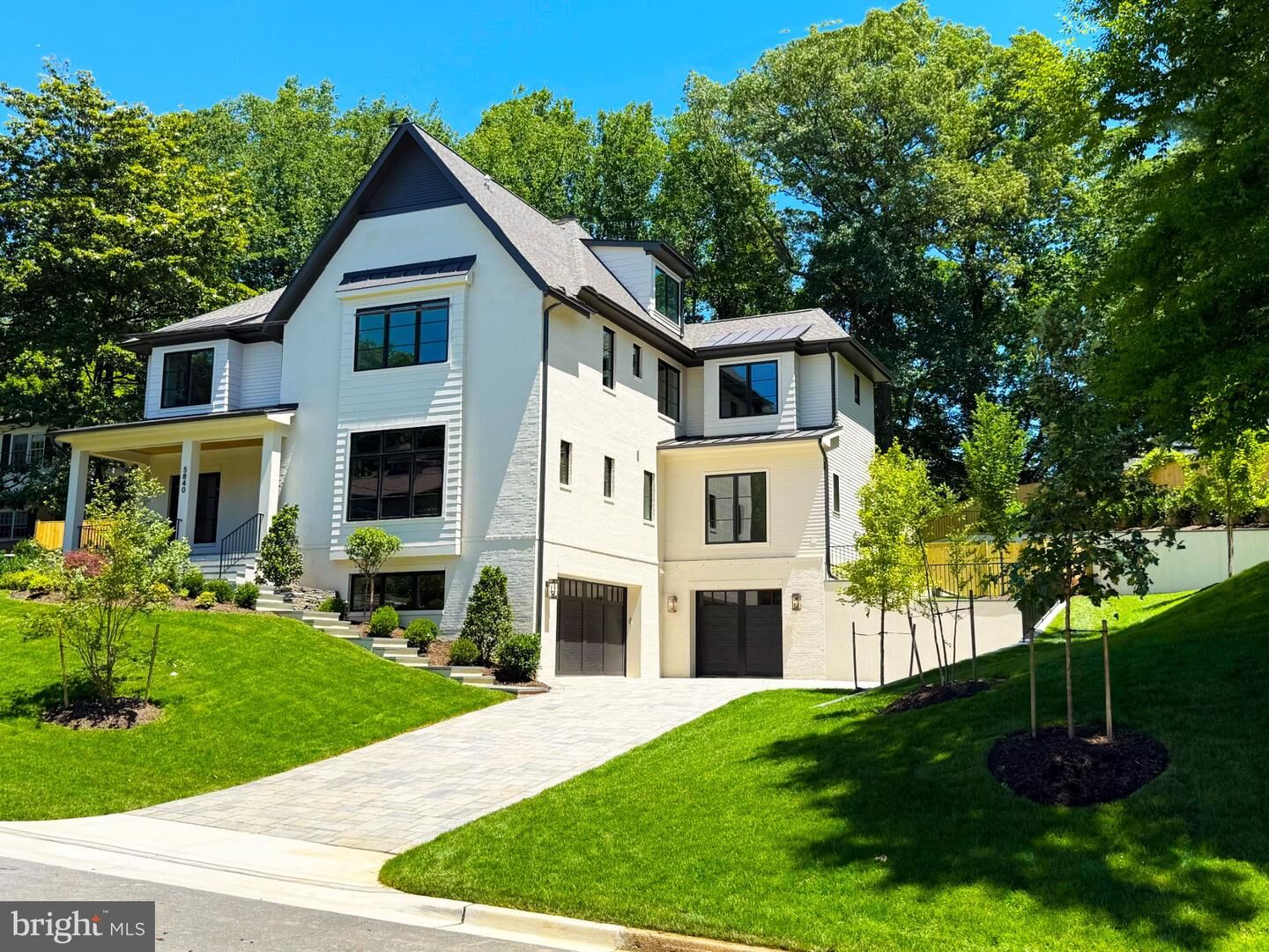 Property Photo: 5840 Hilldon Street VA 22101