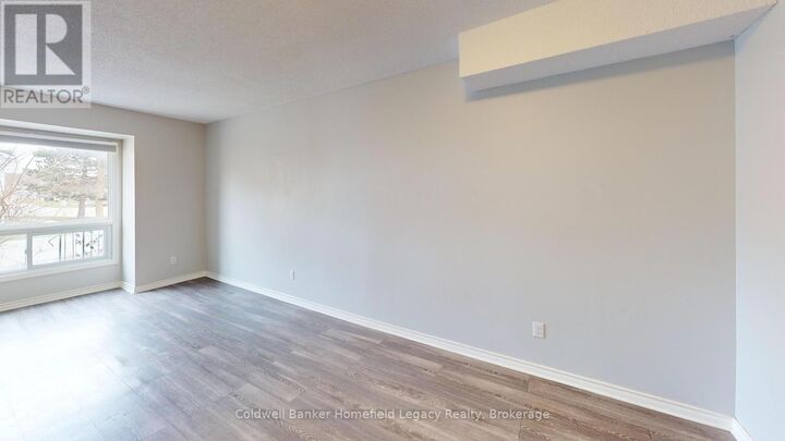 Property Photo:  1189 Nellis Street 2  ON N4T 1N5 