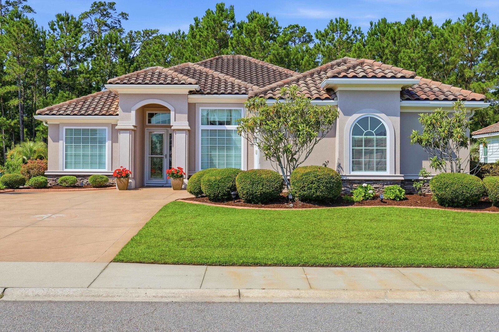 Property Photo:  625 Evers Loop  SC 29575 