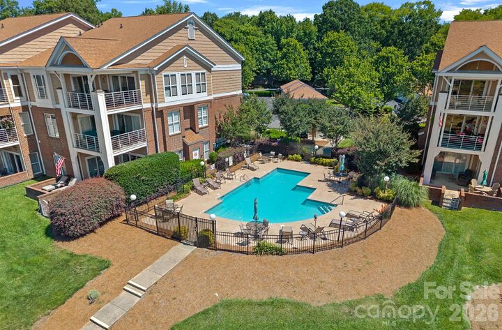 Property Photo:  18609 Harborside Drive  NC 28031 