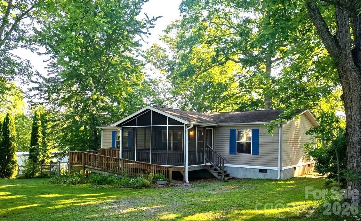 Property Photo: 403 Doliver Drive NC 28742