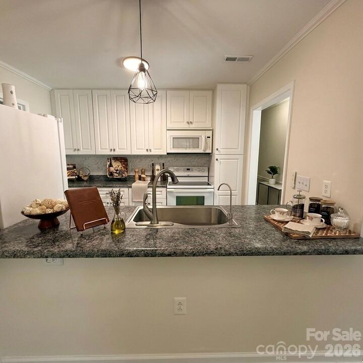 Property Photo: 12334 Danby Road NC 28134