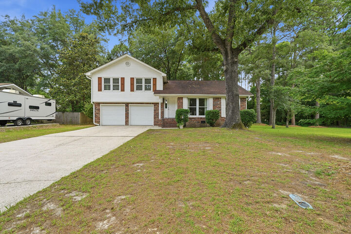 Property Photo:  232 Canaberry Circle  SC 29483 