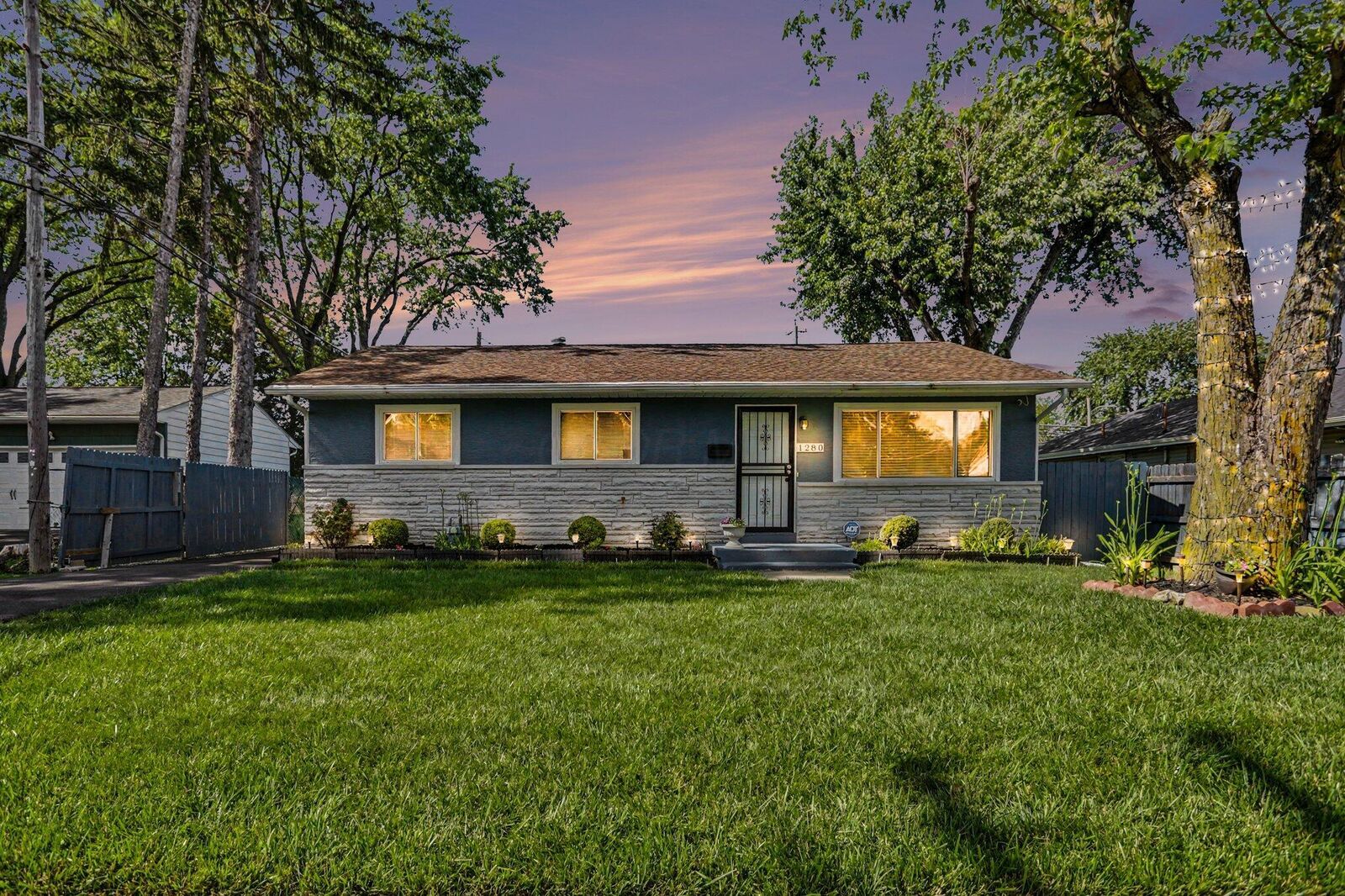 Property Photo: 1280 Smith Road OH 43207